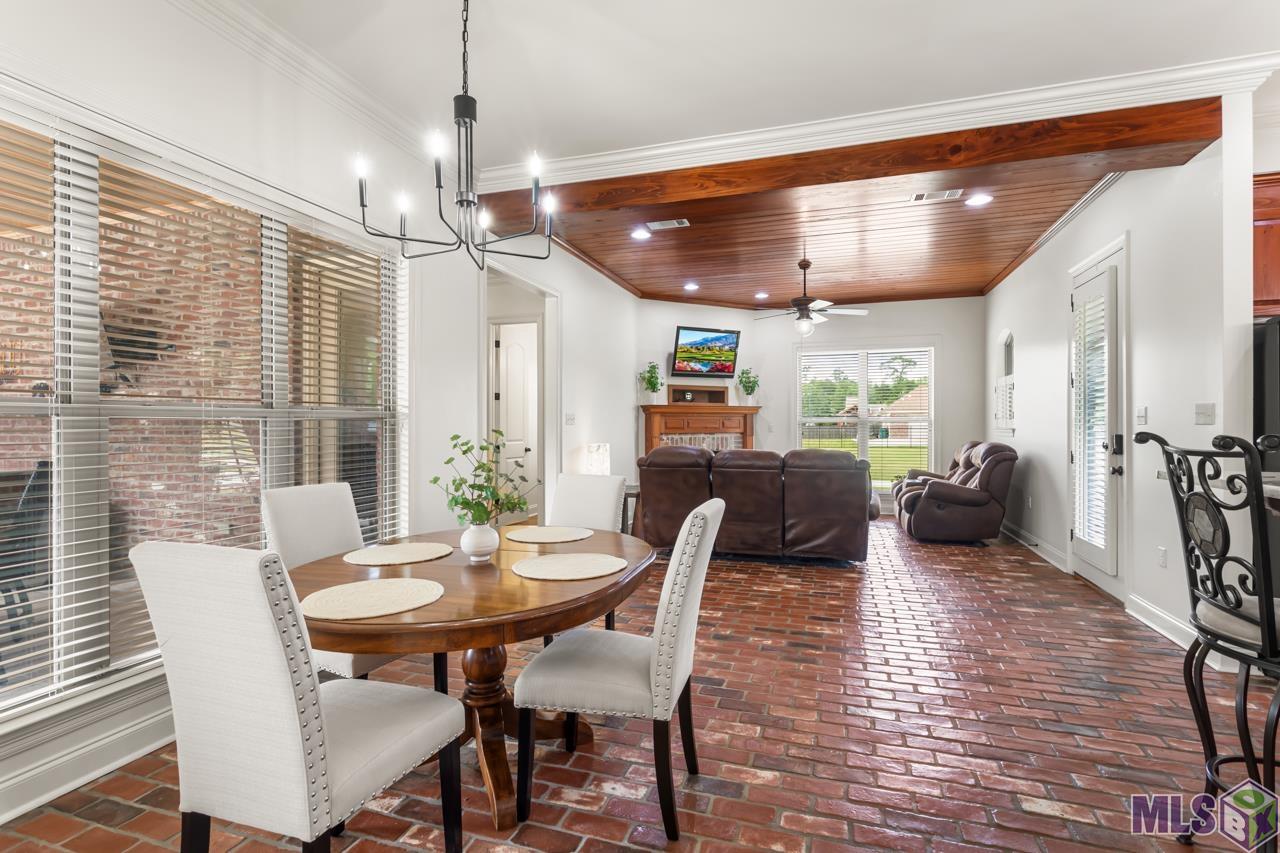 34925 Perkins Road Denham Springs, LA 70706 - Photo 18 of 60