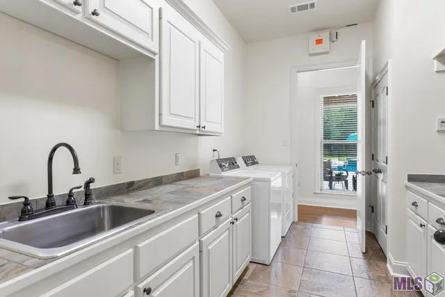 $1,100,000 | 34925 Perkins Road, Denham Springs, LA 70706