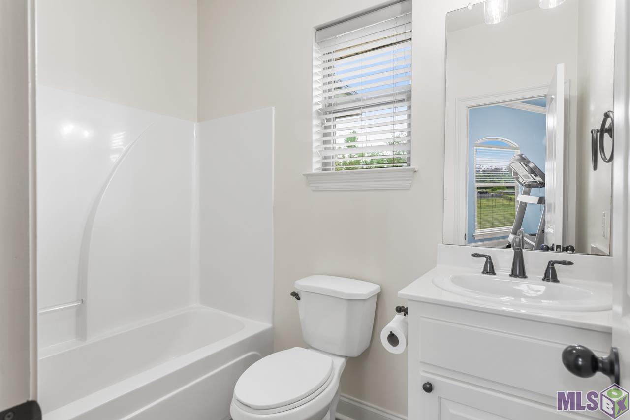 34925 Perkins Road Denham Springs, LA 70706 - Photo 38 of 60