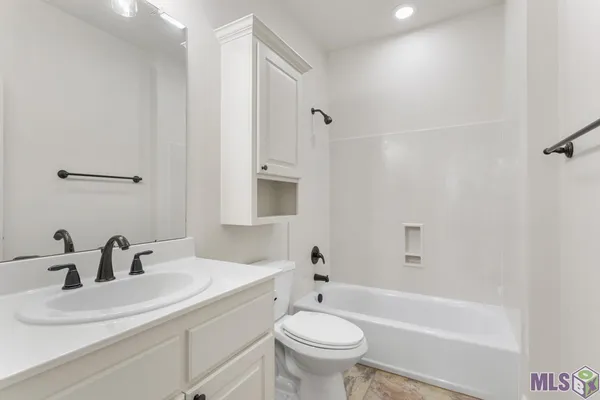 $1,100,000 | 34925 Perkins Road, Denham Springs, LA 70706