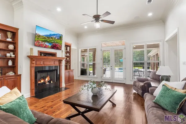 $1,100,000 | 34925 Perkins Road, Denham Springs, LA 70706