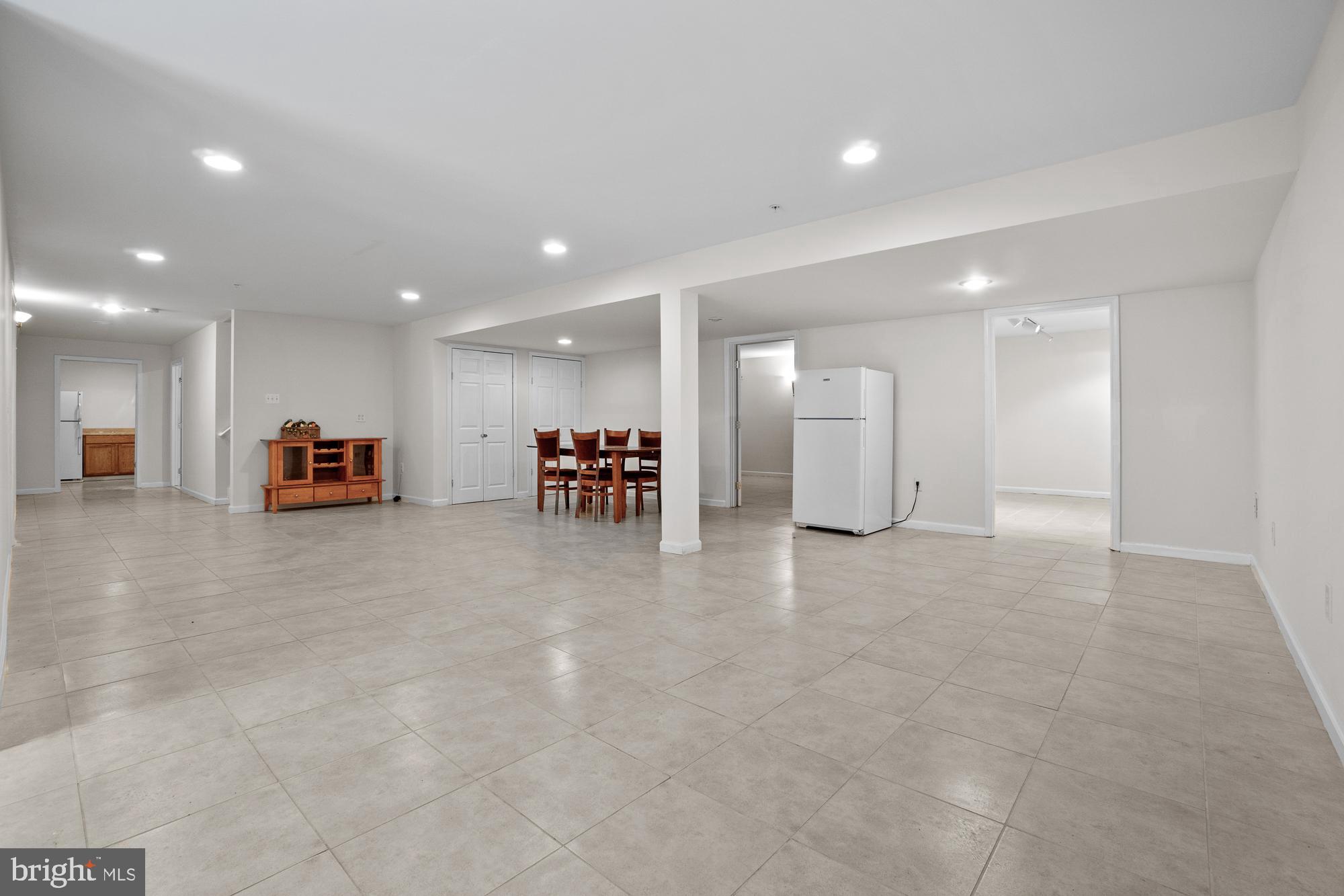 9830 Farm Pond Road Laurel, MD 20708 - Photo 14 of 56