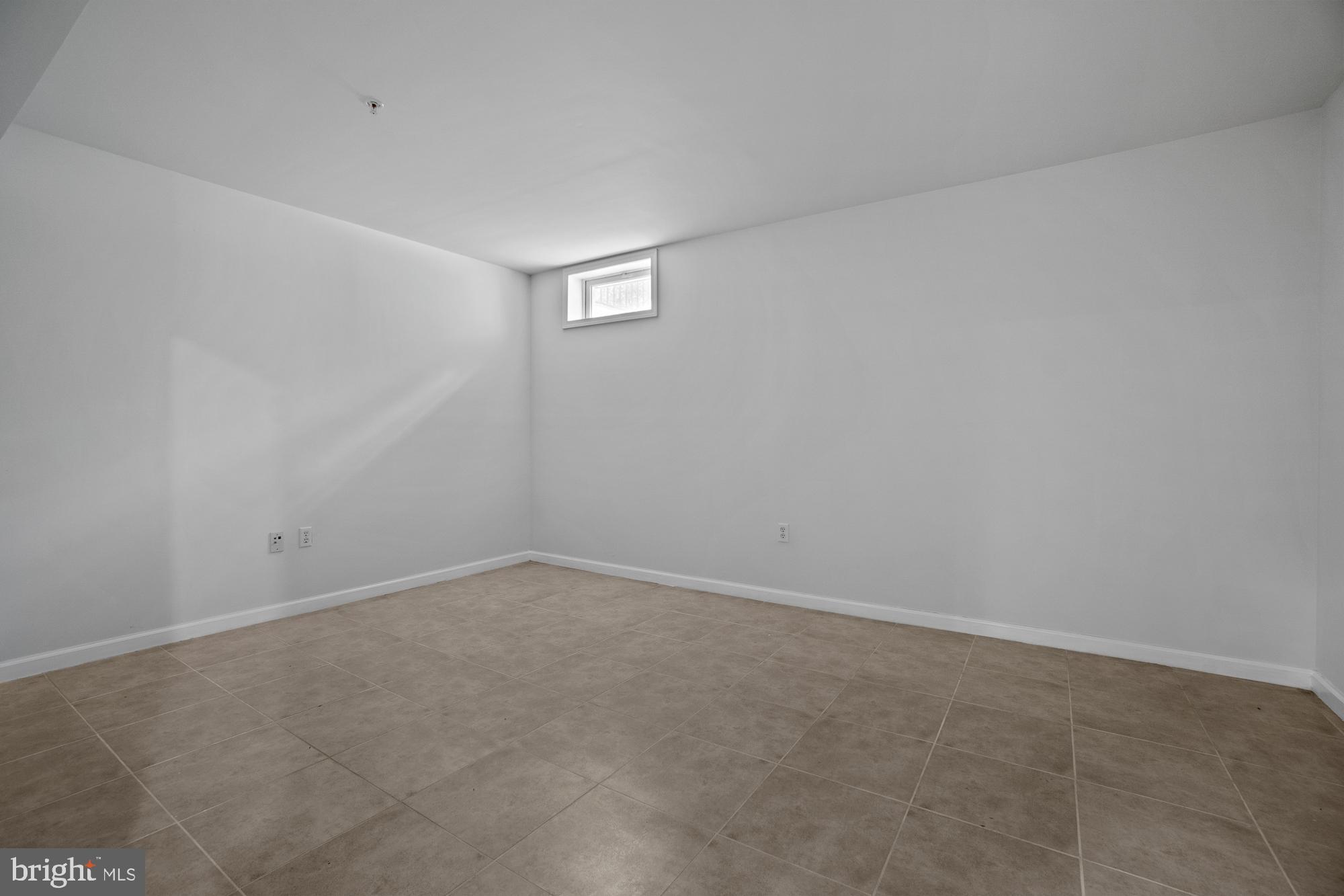 9830 Farm Pond Road Laurel, MD 20708 - Photo 16 of 56