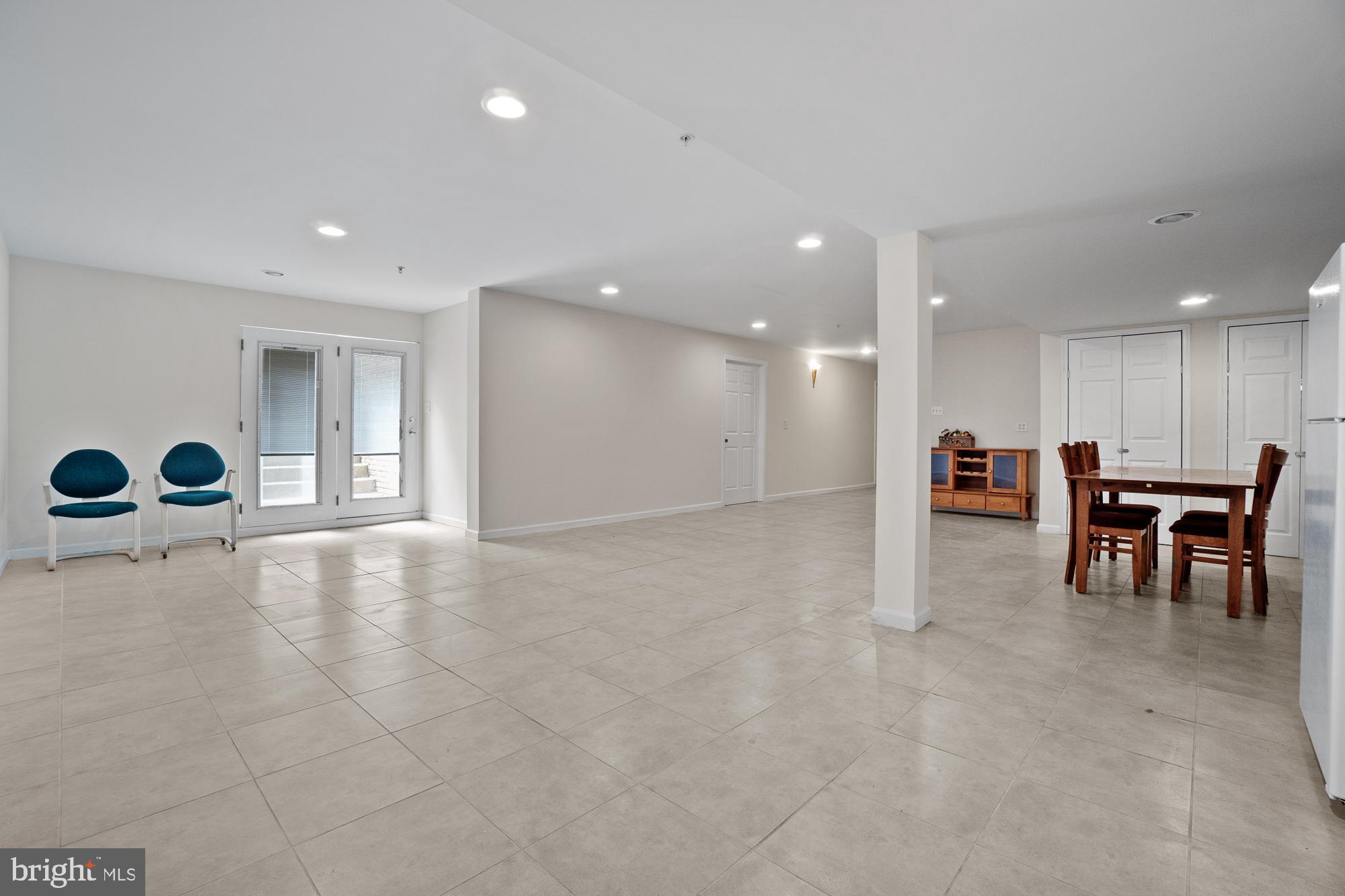 9830 Farm Pond Road Laurel, MD 20708 - Photo 18 of 56