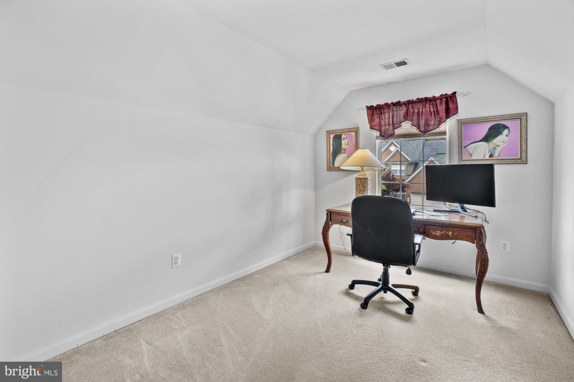 9830 Farm Pond Road Laurel, MD 20708 - Photo 28 of 56