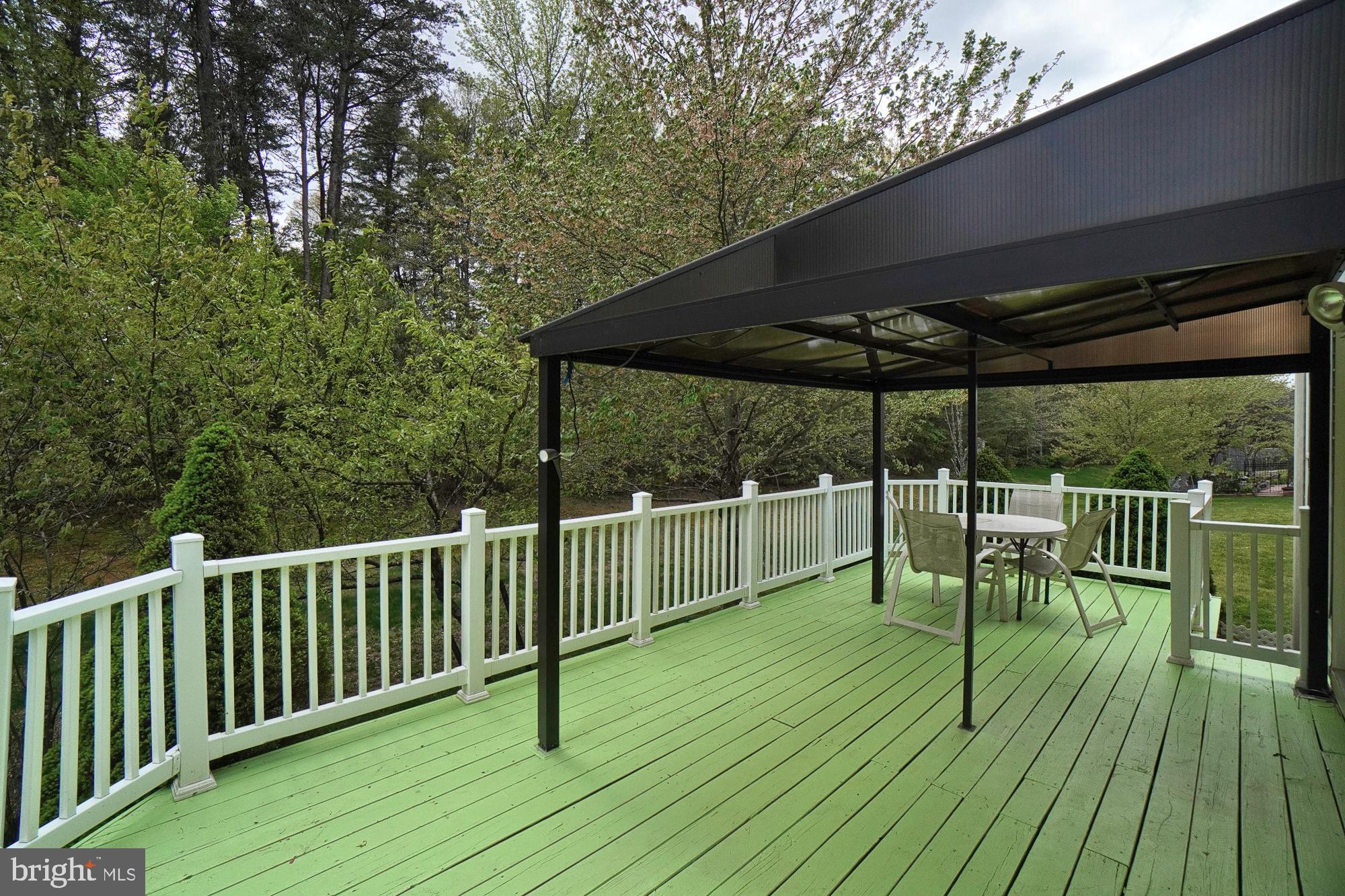 9830 Farm Pond Road Laurel, MD 20708 - Photo 43 of 56