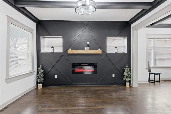 $379,900 | 1311 East 29th Street, Kansas City, MO 64109