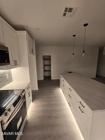 $429,950 | 10401 Loop Boulevard North, California City, CA 93505