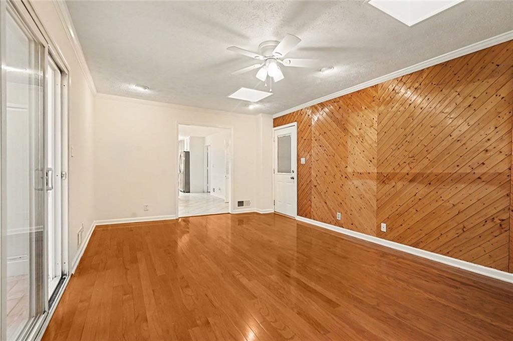 1683 Oak Ridge Circle Southwest Stone Mountain, GA 30087 - Photo 12 of 45