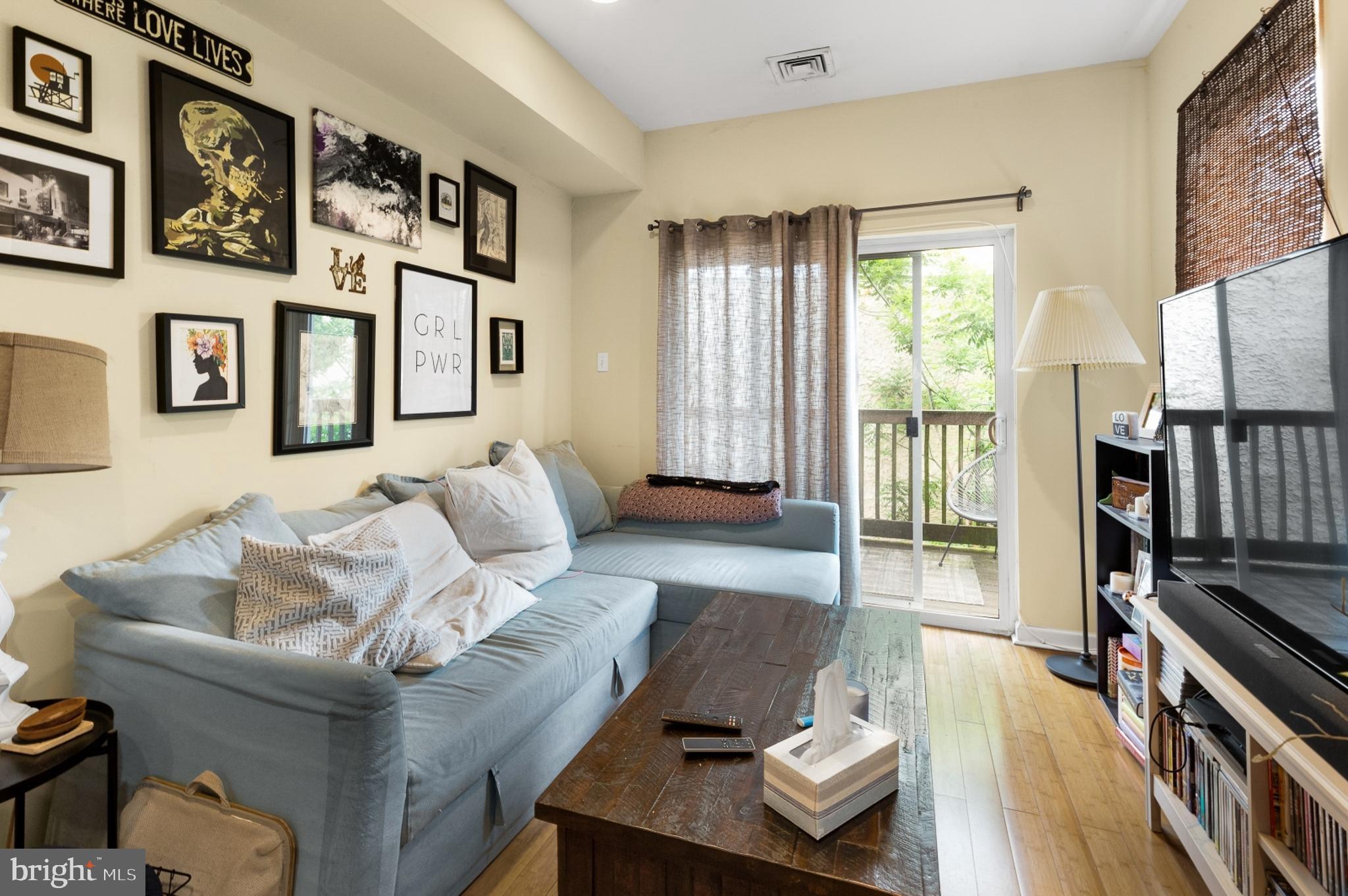 1215 South 18th Street, Unit 2 Philadelphia, PA 19146 - Photo 5 of 15