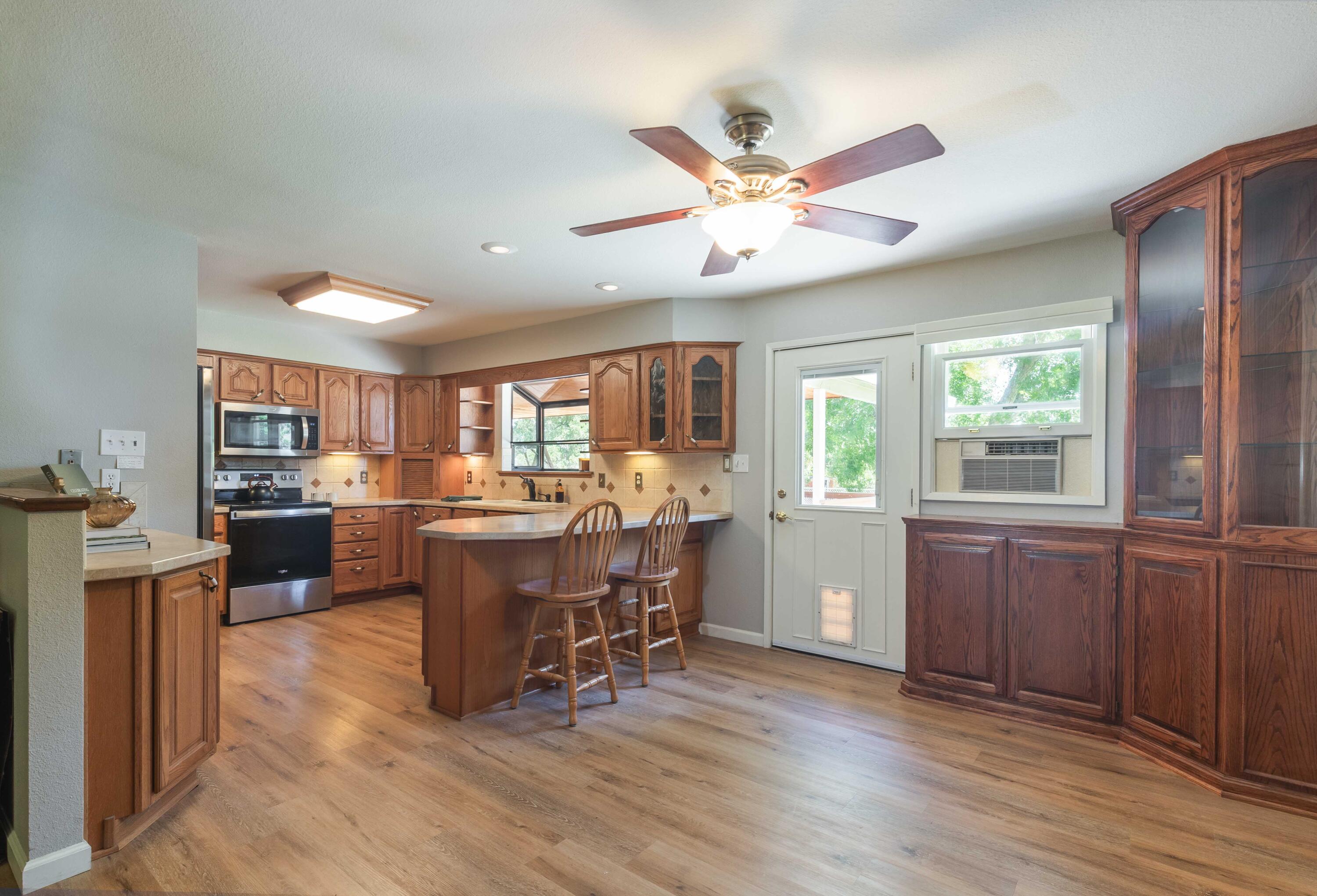 7075 Deschutes Road Anderson, CA 96007 - Photo 12 of 78 A45I5455-Edit-Edit