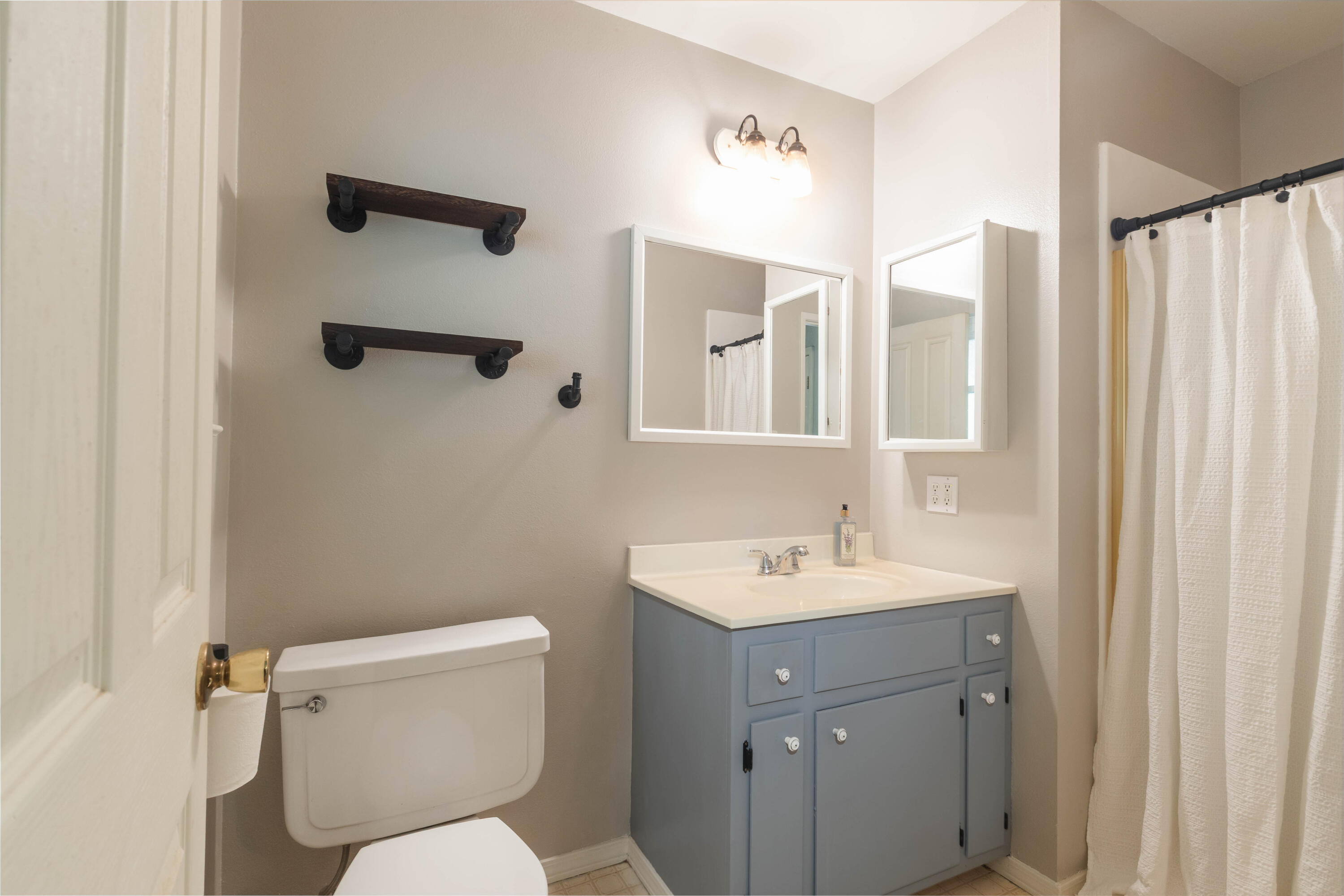 7075 Deschutes Road Anderson, CA 96007 - Photo 22 of 78 A45I5520-Edit