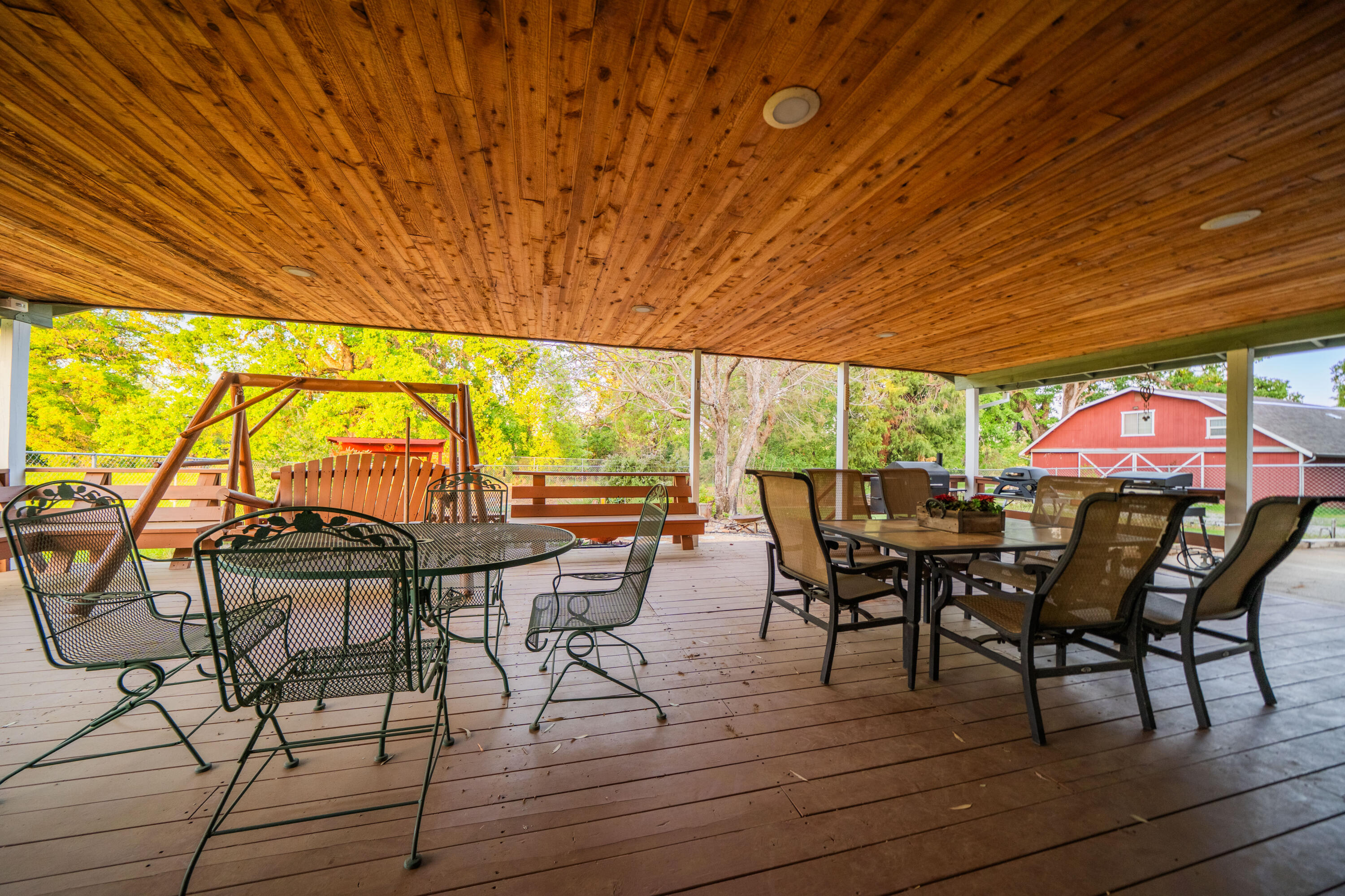 7075 Deschutes Road Anderson, CA 96007 - Photo 29 of 78 COVERED PATIO