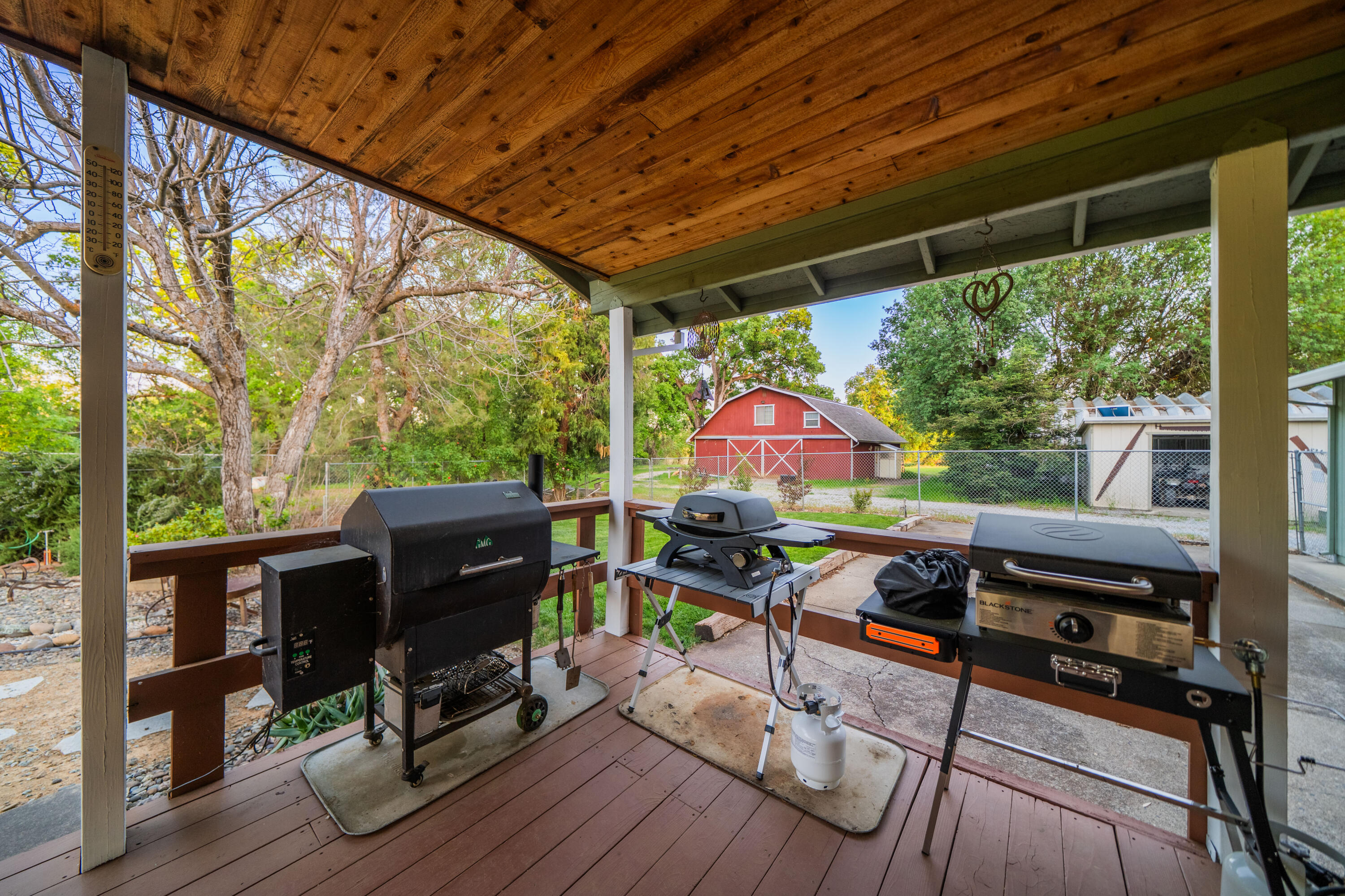 7075 Deschutes Road Anderson, CA 96007 - Photo 31 of 78 COVERED PATIO