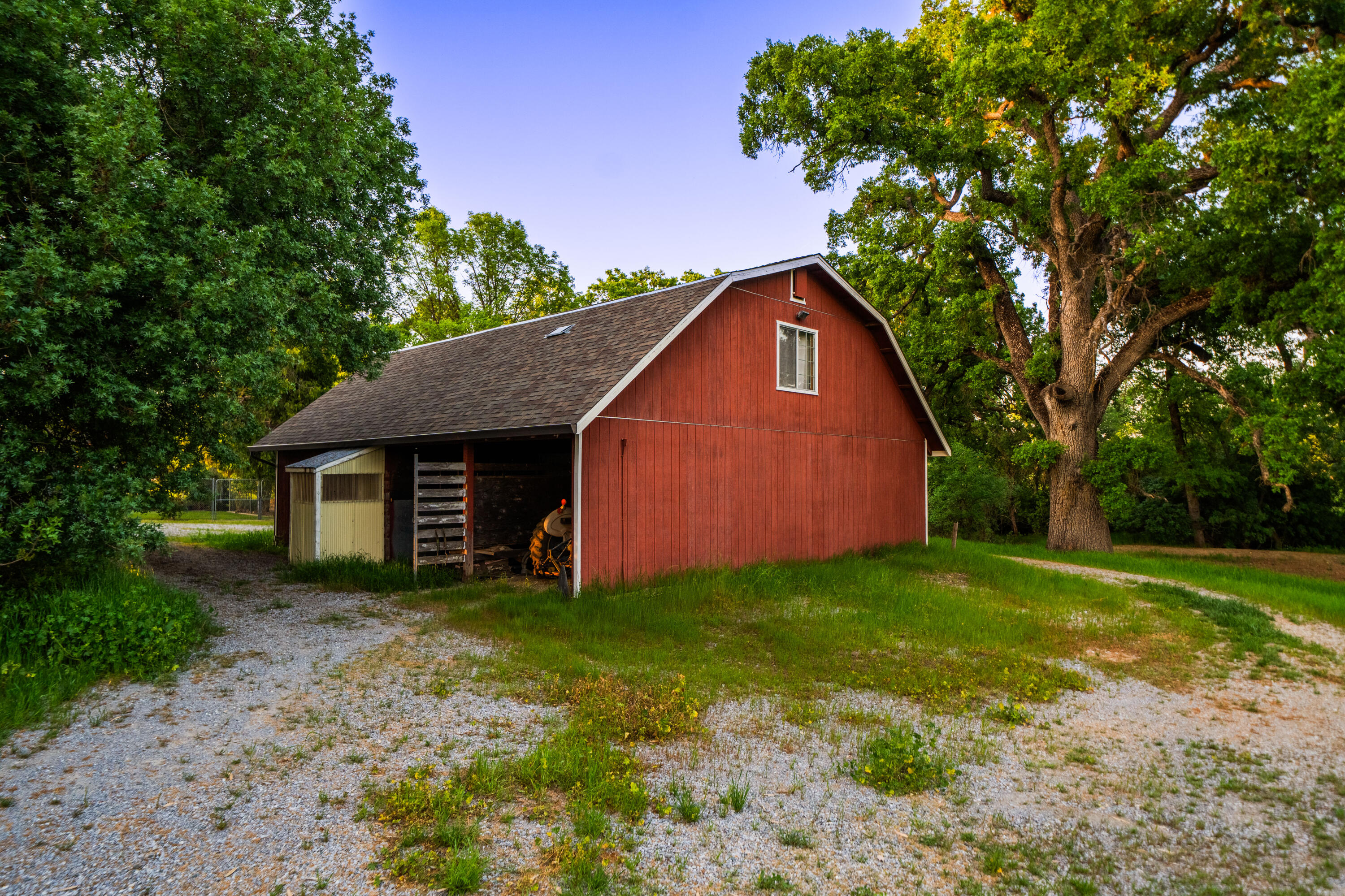 7075 Deschutes Road Anderson, CA 96007 - Photo 36 of 78 BARN/SHOP