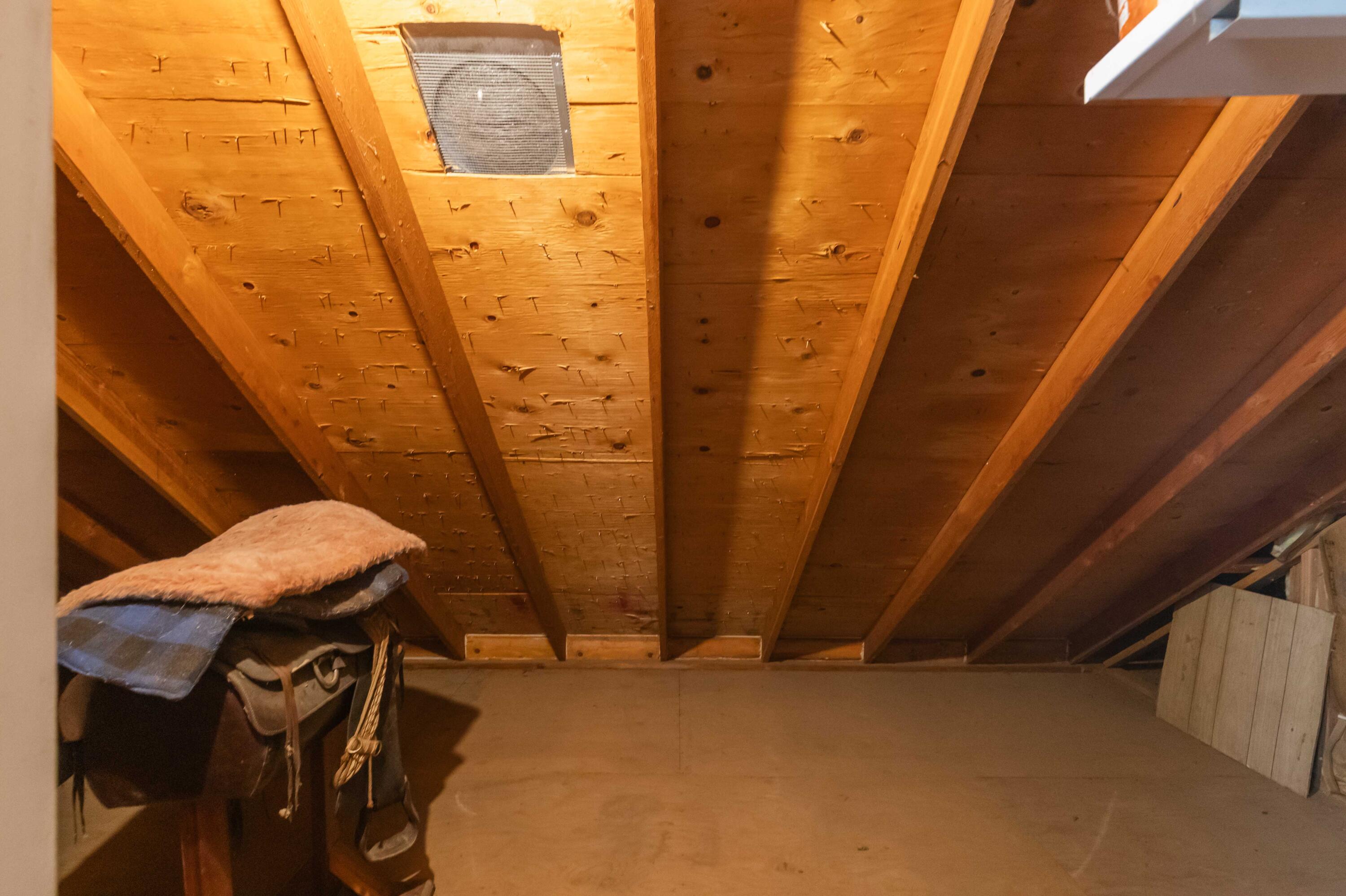 7075 Deschutes Road Anderson, CA 96007 - Photo 46 of 78 HAY/STOARGE LOFT