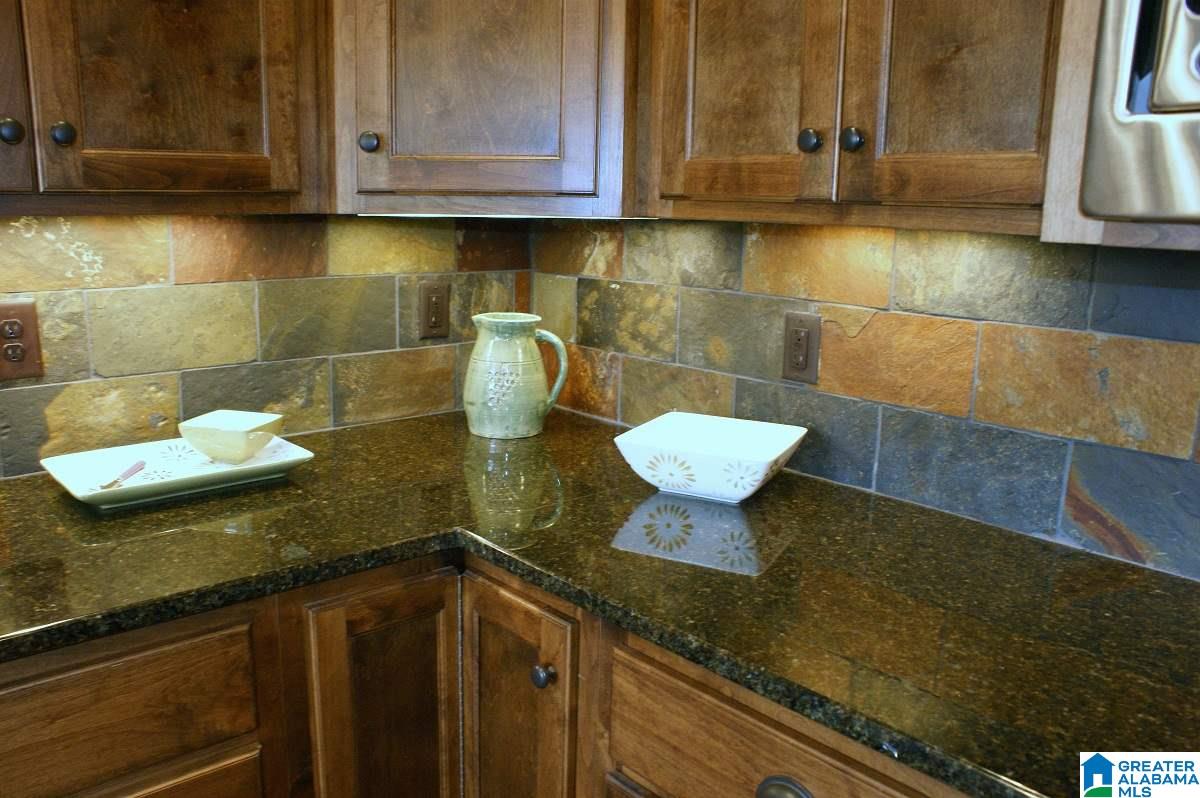 268 Strathaven Lane Pelham, AL 35124 - Photo 10 of 33