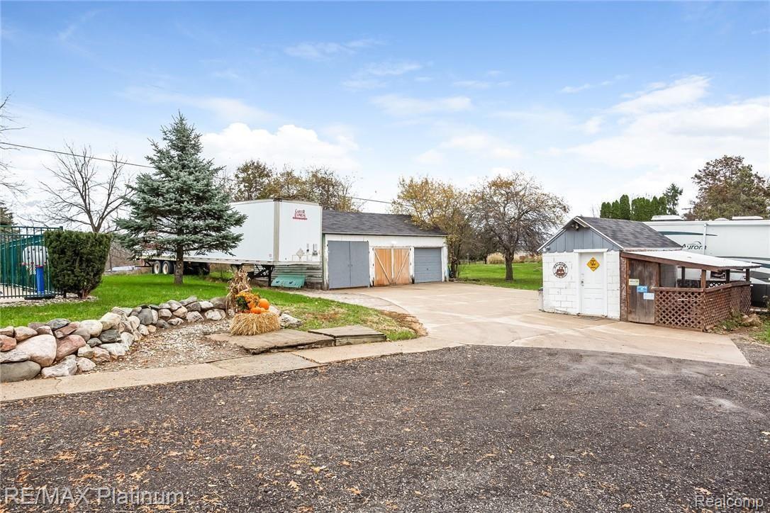 2600 Patterson Lk Road Pinckney, MI 48169 - Photo 32 of 35 3 Car Garage, Chicken Coop and Plenty Of Parking