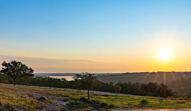 $599,999 | 20105 West Lake Parkway, Georgetown, TX 78628