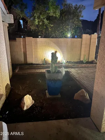 a view of an entryway of the house