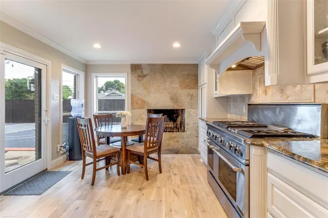 $1,325,000 | 7040 Oakbluff Drive, Dallas, TX 75254