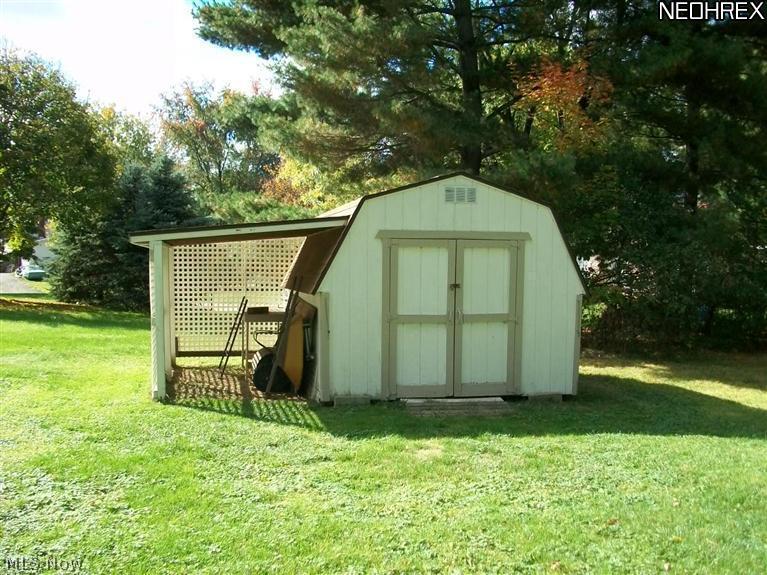 7363 Rolling Ridge Road Northeast Canton, OH 44721 - Photo 13 of 14 Gallery Image 13