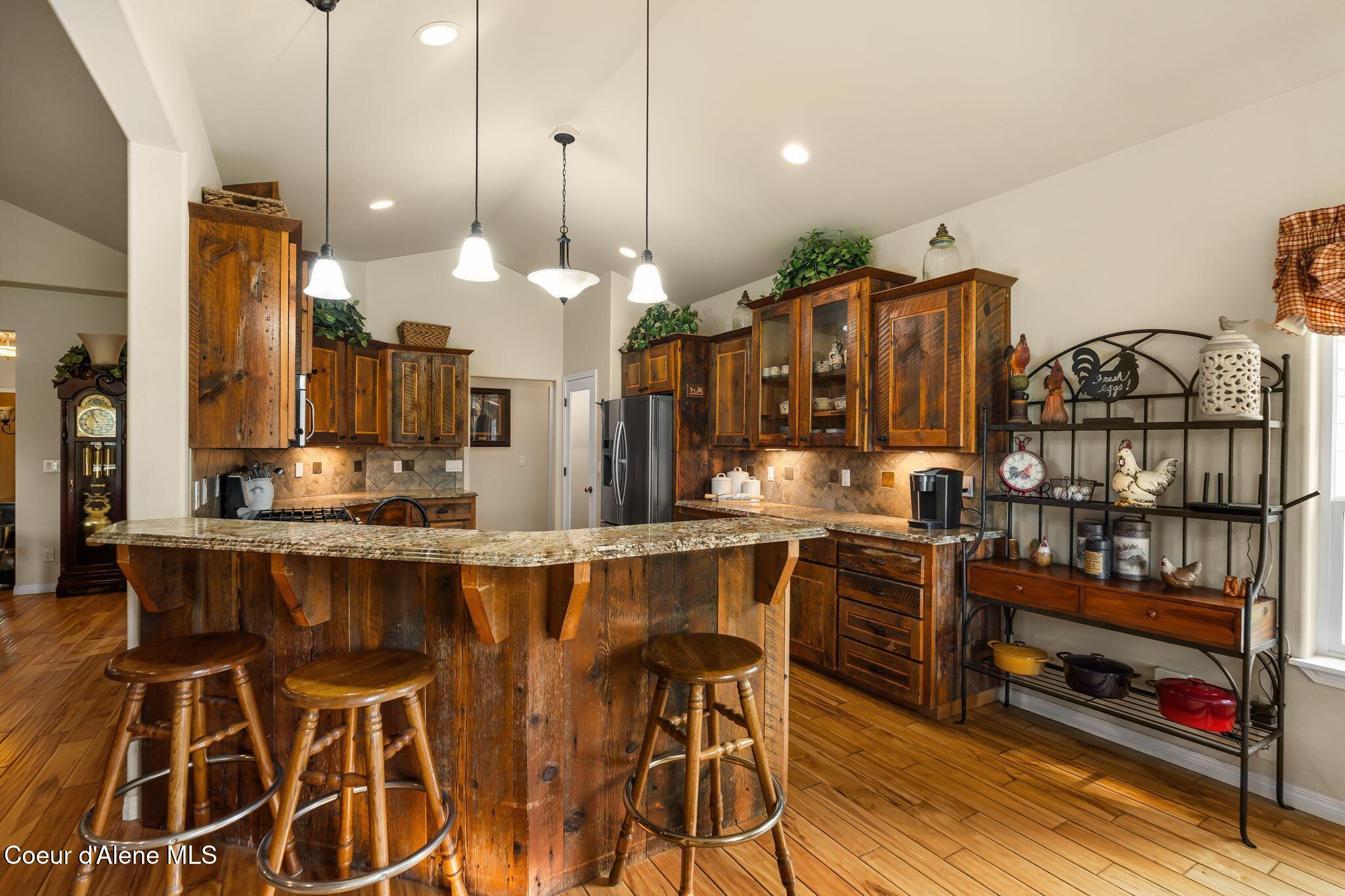 31957 North Wester Ranch Road Athol, ID 83801 - Photo 17 of 65 Kitchen
