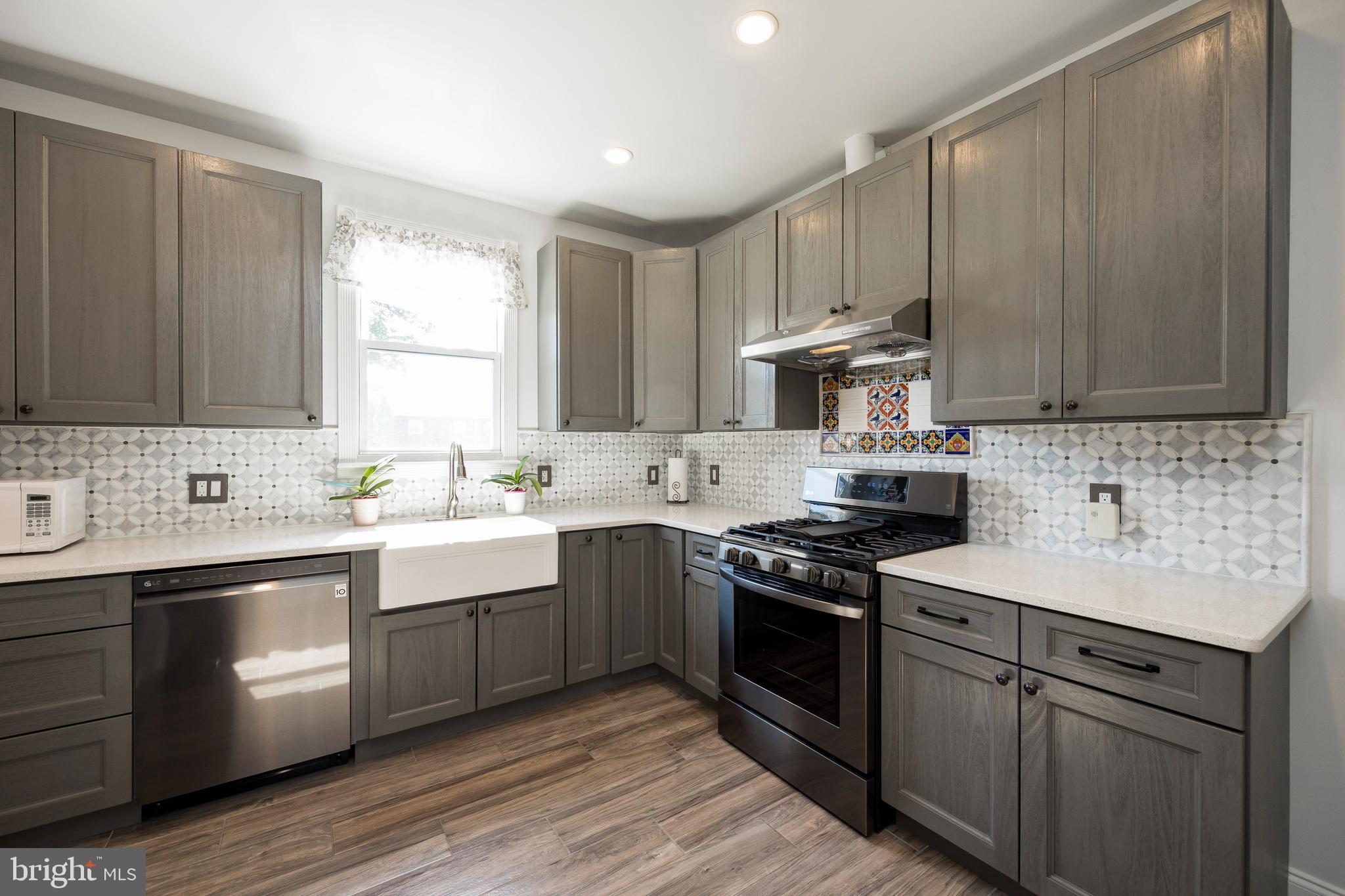 463 Delmar Street Philadelphia, PA 19128 - Photo 13 of 46 Renovated Kitchen