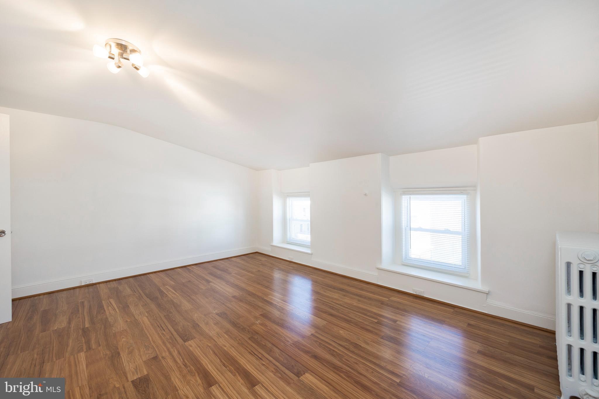 463 Delmar Street Philadelphia, PA 19128 - Photo 39 of 46 Third floor bedroom 4
