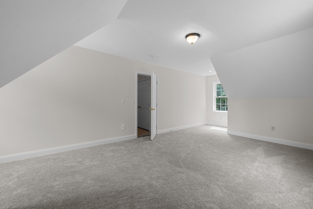 151 Sterling Road Holden, MA 01522 - Photo 29 of 42