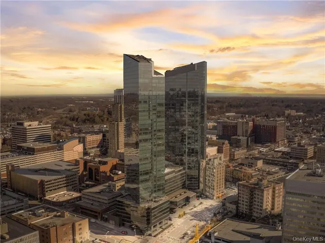 $3,095,000 | 1 Renaissance Square, Unit PH40C, White Plains, NY 10601