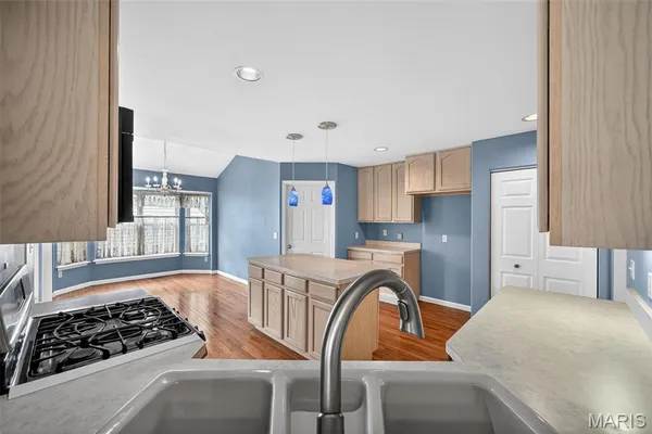$450,000 | 1421 Schoal Creek Drive, St. Peters, MO 63376