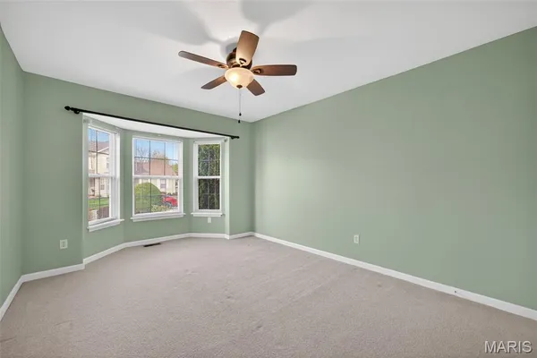 $450,000 | 1421 Schoal Creek Drive, St. Peters, MO 63376