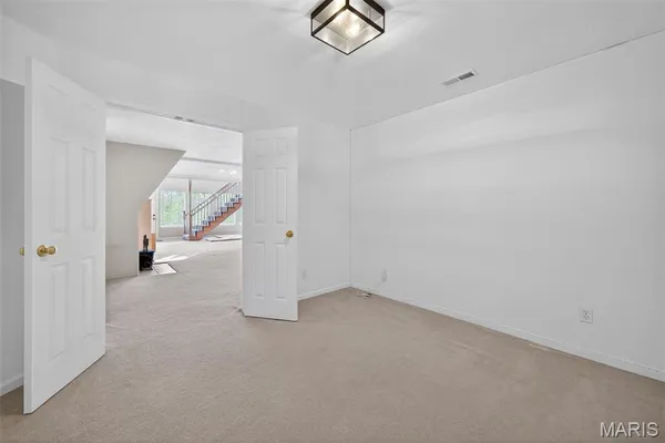 $450,000 | 1421 Schoal Creek Drive, St. Peters, MO 63376