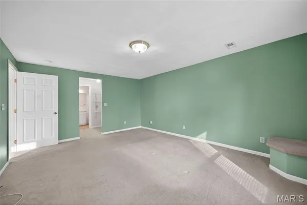$450,000 | 1421 Schoal Creek Drive, St. Peters, MO 63376