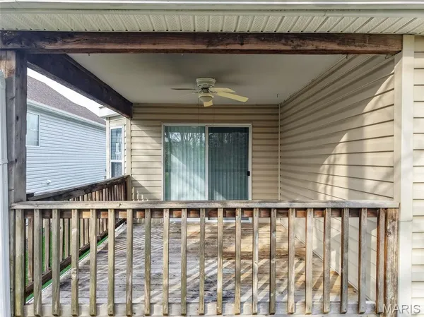 $450,000 | 1421 Schoal Creek Drive, St. Peters, MO 63376