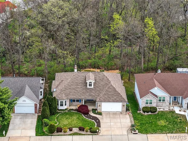 $450,000 | 1421 Schoal Creek Drive, St. Peters, MO 63376