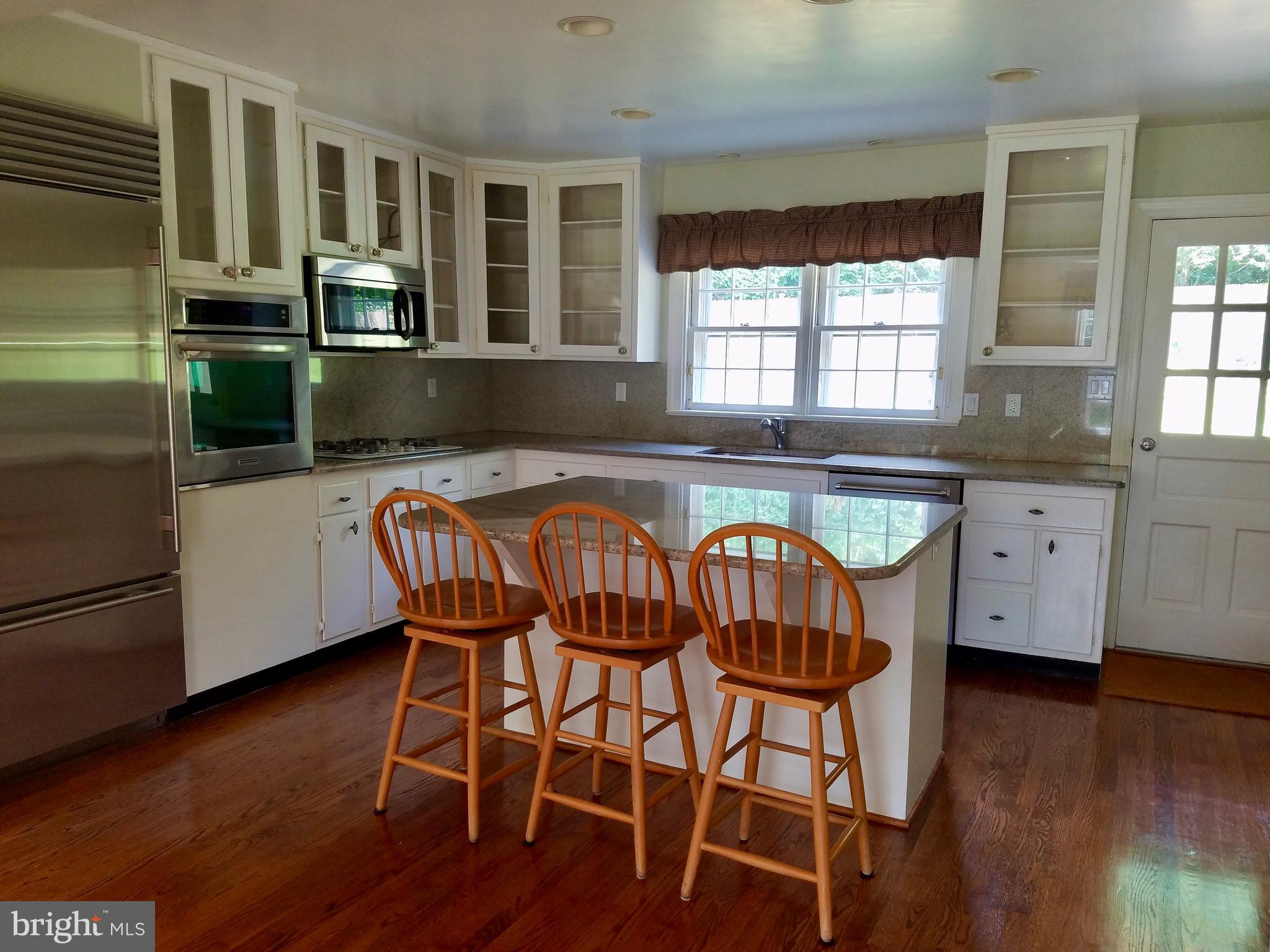 128 Avon Road Haverford, PA 19041 - Photo 7 of 23