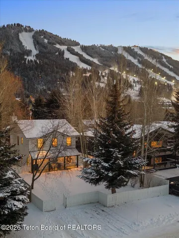 $4,995,000 | 680 East Hansen Avenue, Jackson, WY 83001