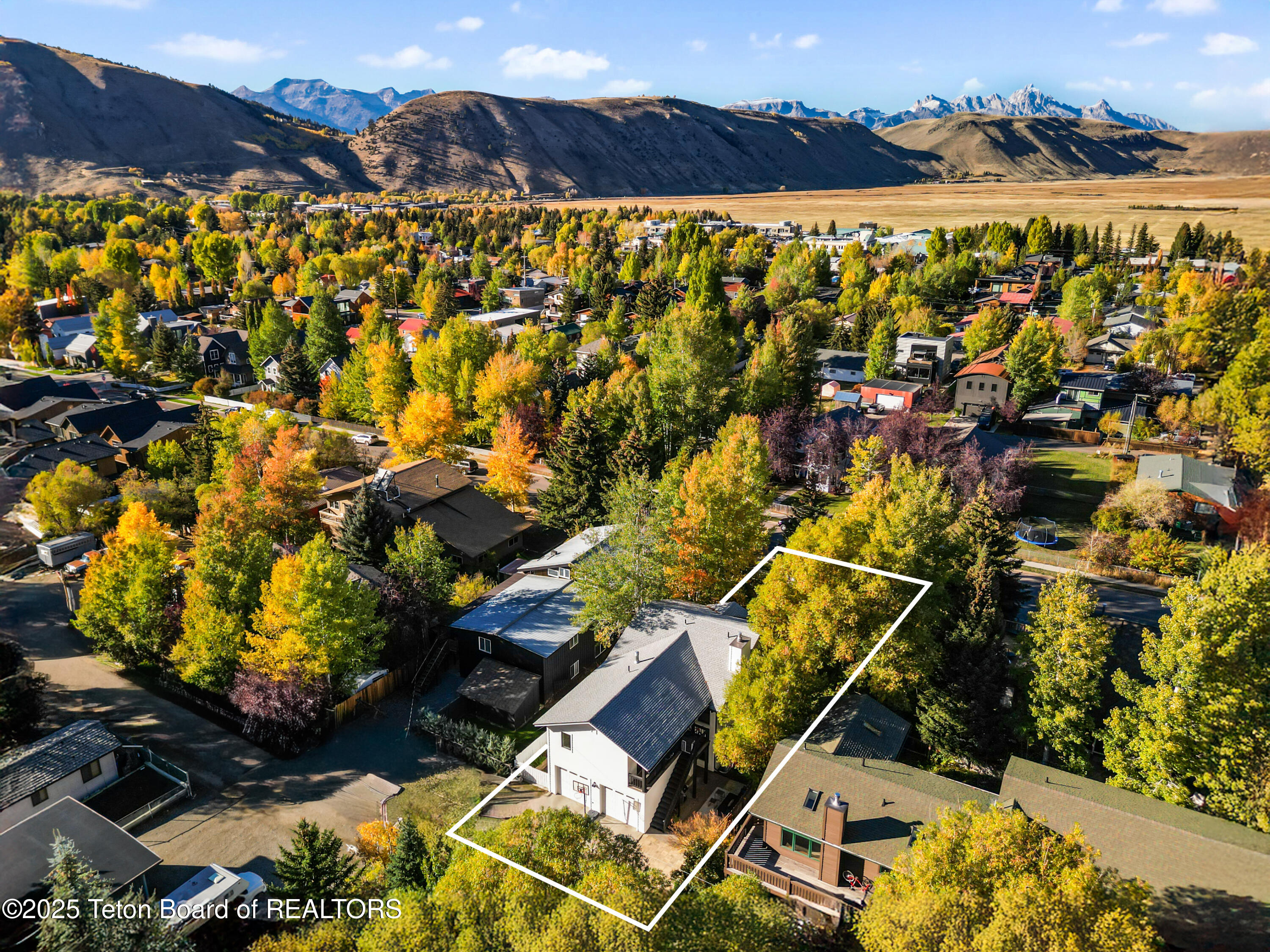 680 East Hansen Avenue Jackson, WY 83001 - Photo 6 of 32 2-02 - 680 E Hansen Ave (Aerials)