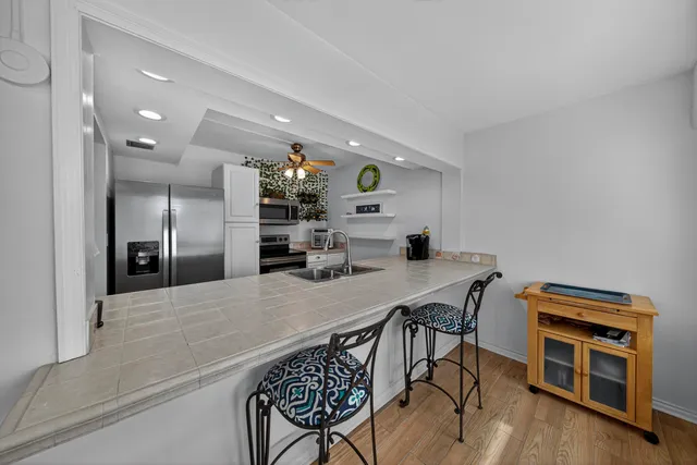 $569,000 | 5555 North Ocean Boulevard, Unit 62, Lauderdale-by-the-Sea, FL 33308