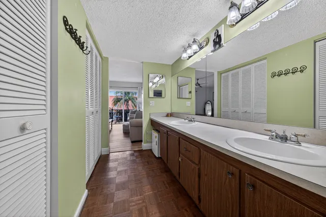 $569,000 | 5555 North Ocean Boulevard, Unit 62, Lauderdale-by-the-Sea, FL 33308