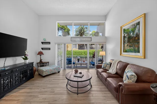 $569,000 | 5555 North Ocean Boulevard, Unit 62, Lauderdale-by-the-Sea, FL 33308