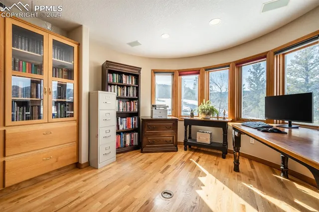 $1,450,000 | 8912 South Pine Drive, Beulah, CO 81023