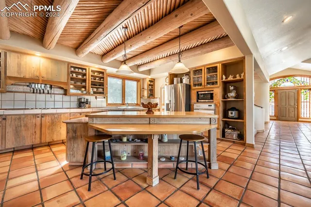 $1,450,000 | 8912 South Pine Drive, Beulah, CO 81023