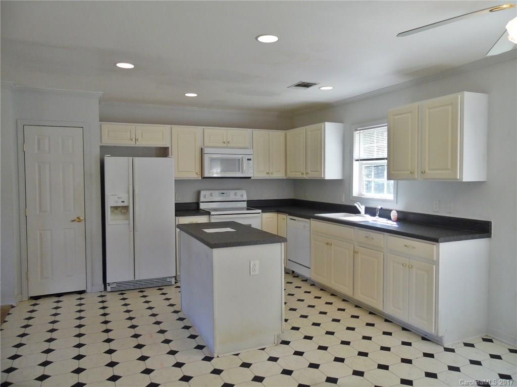 5649 Liberty Hill Road Catawba, SC 29704 - Photo 9 of 20 Gallery Image 9