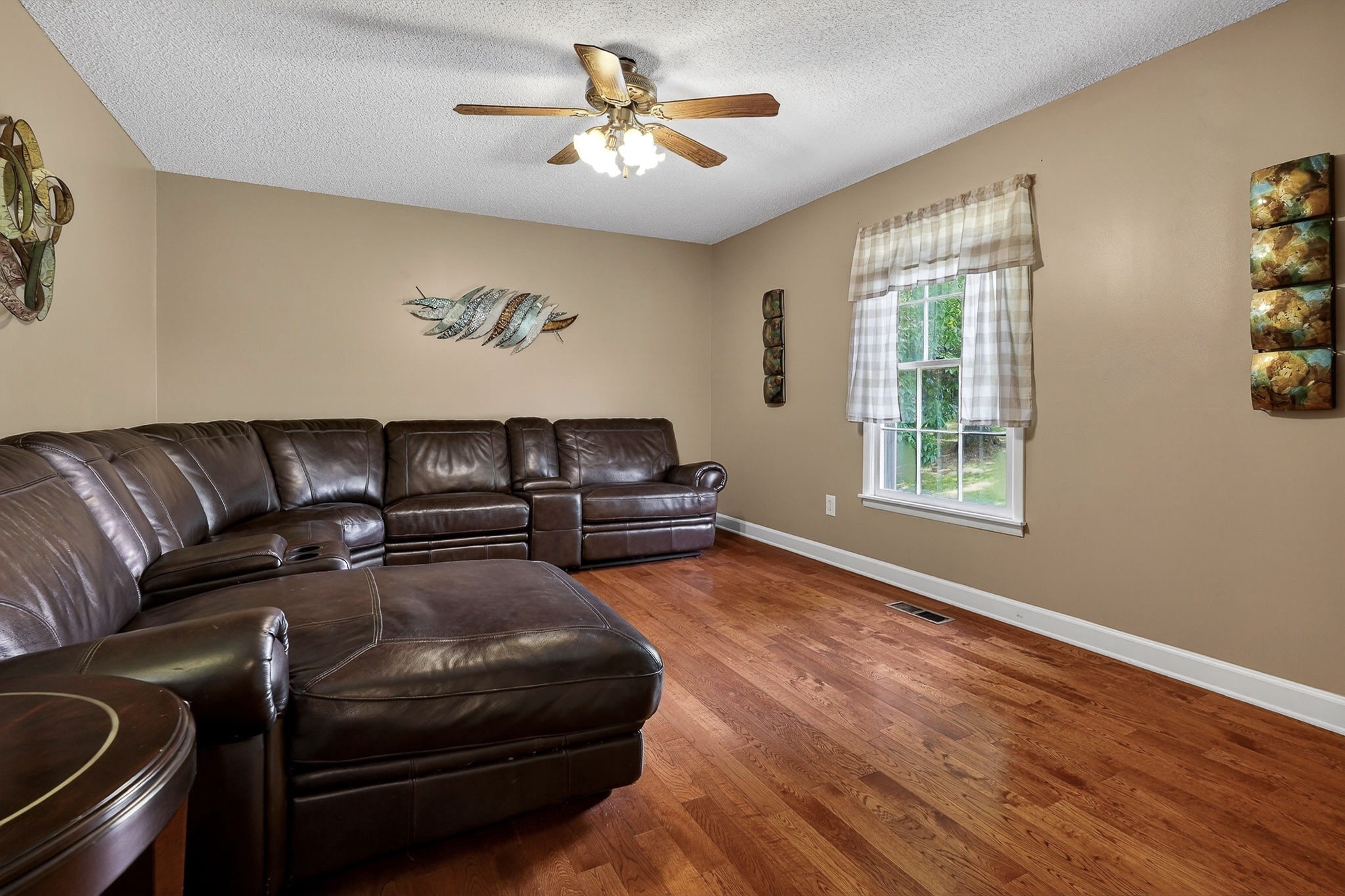 5245 Jefferson Road Smithville, TN 37166 - Photo 4 of 29