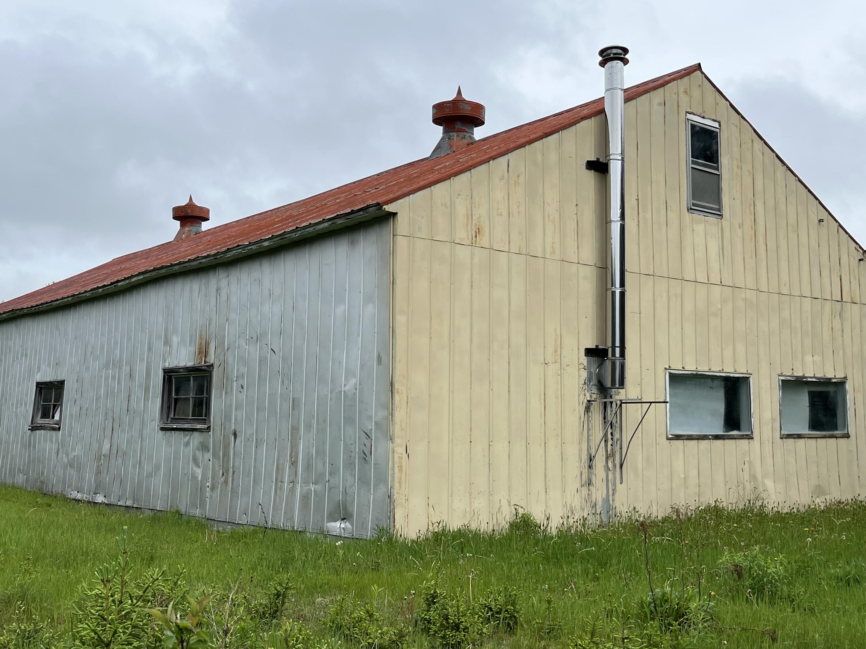 1731 Hamlin Road Van Buren, ME 04785 - Photo 17 of 34 Hamlin property