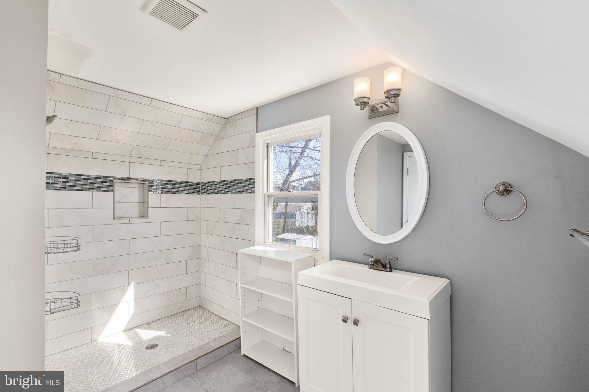 7400 Waymouth Way Baltimore, MD 21222 - Photo 19 of 27 Upstairs Full Bathroom