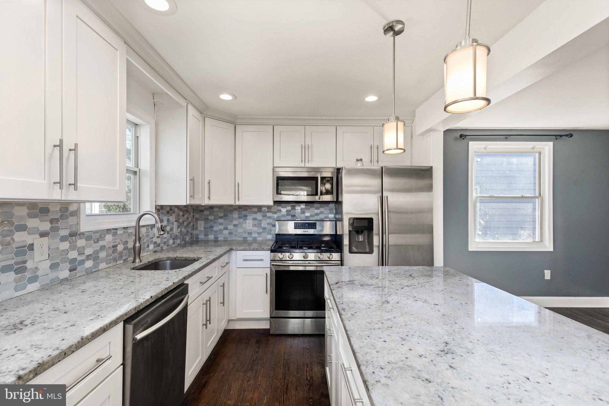 7400 Waymouth Way Baltimore, MD 21222 - Photo 9 of 27 Granite Counters